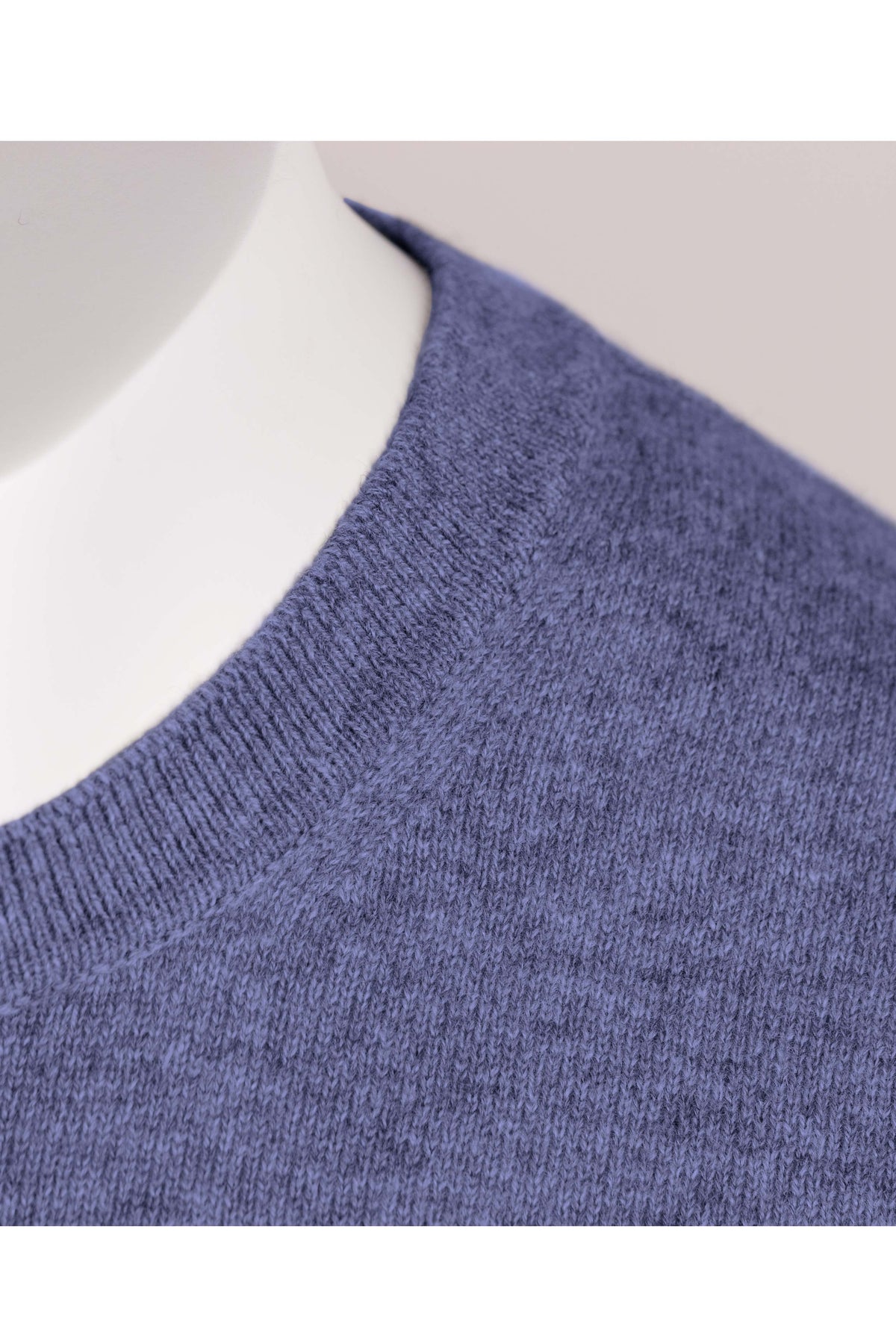 Pull classique en cachemire pour homme