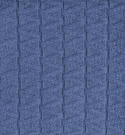 Cashmere infinity scarf with zig-zag pattern